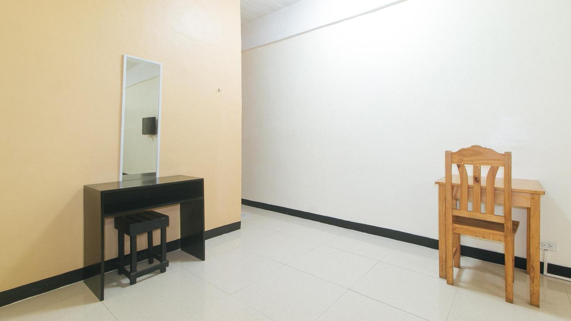 Reddoorz Near Sm City Muntinlupa San Pedro  Eksteriør bilde