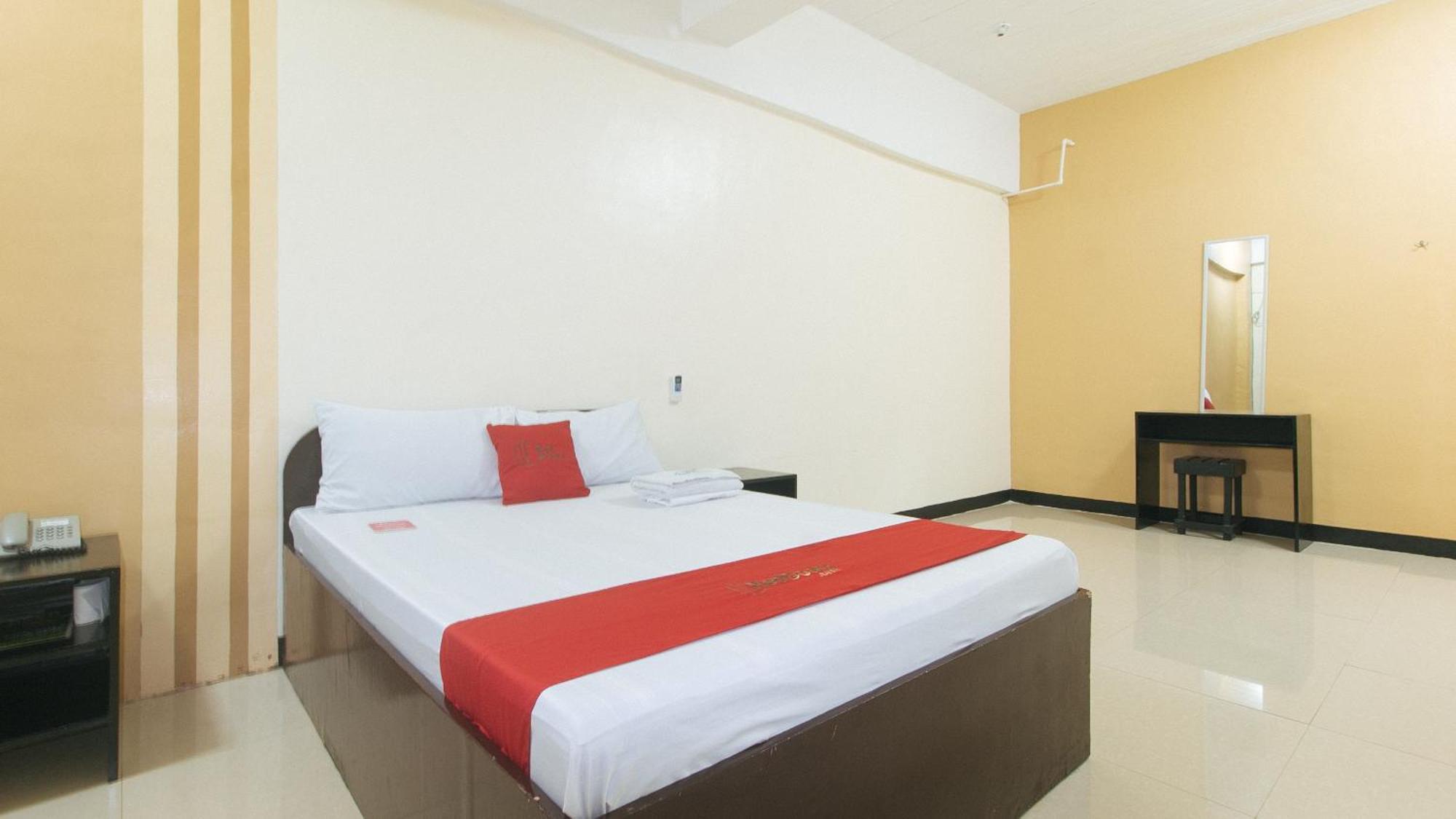 Reddoorz Near Sm City Muntinlupa San Pedro  Eksteriør bilde