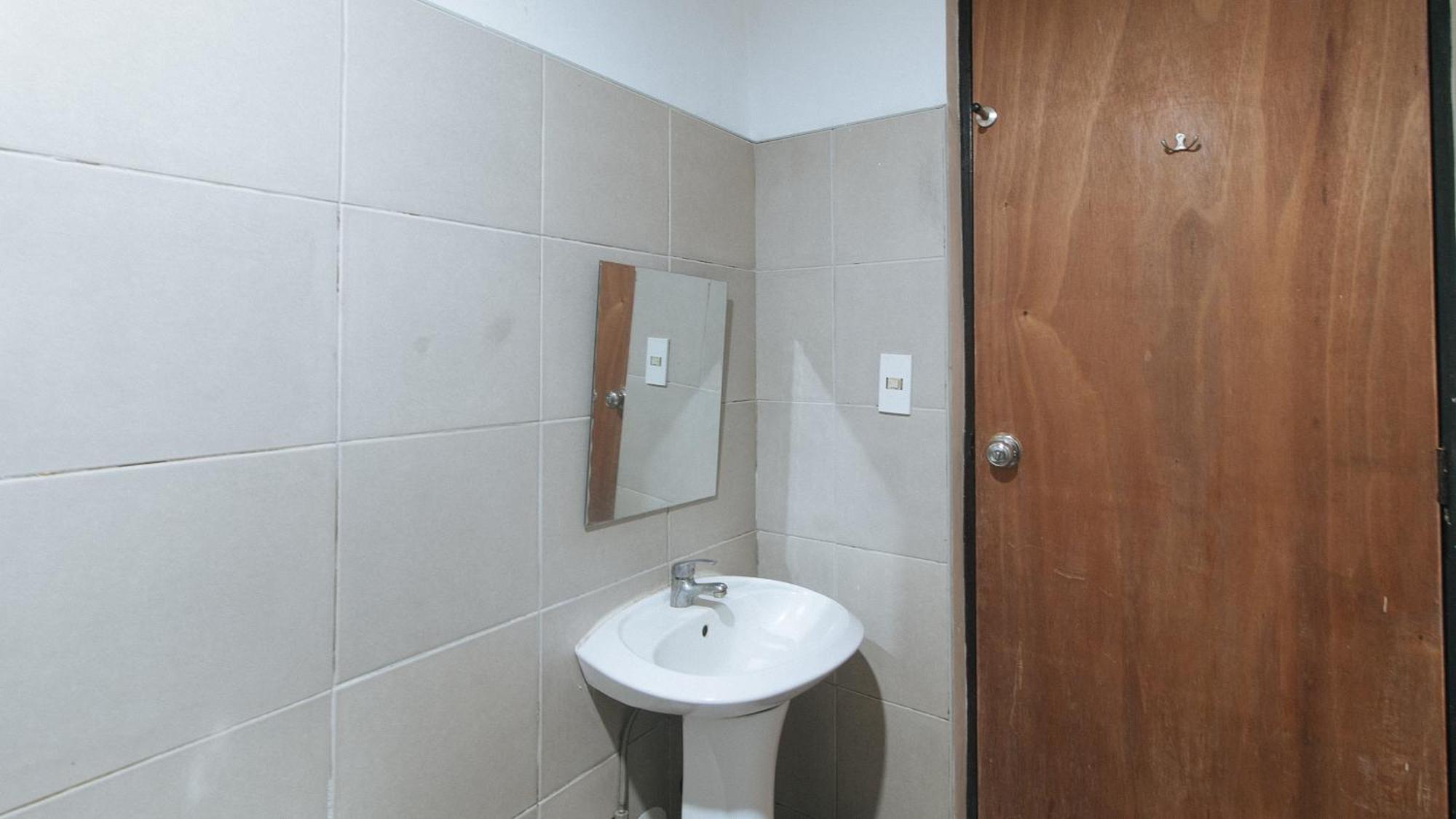 Reddoorz Near Sm City Muntinlupa San Pedro  Eksteriør bilde